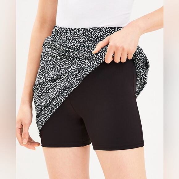 Lou & Grey Cheetah Print Wanderweave Zip Pocket Skort Skirt Black/White Size L - Picture 3 of 12